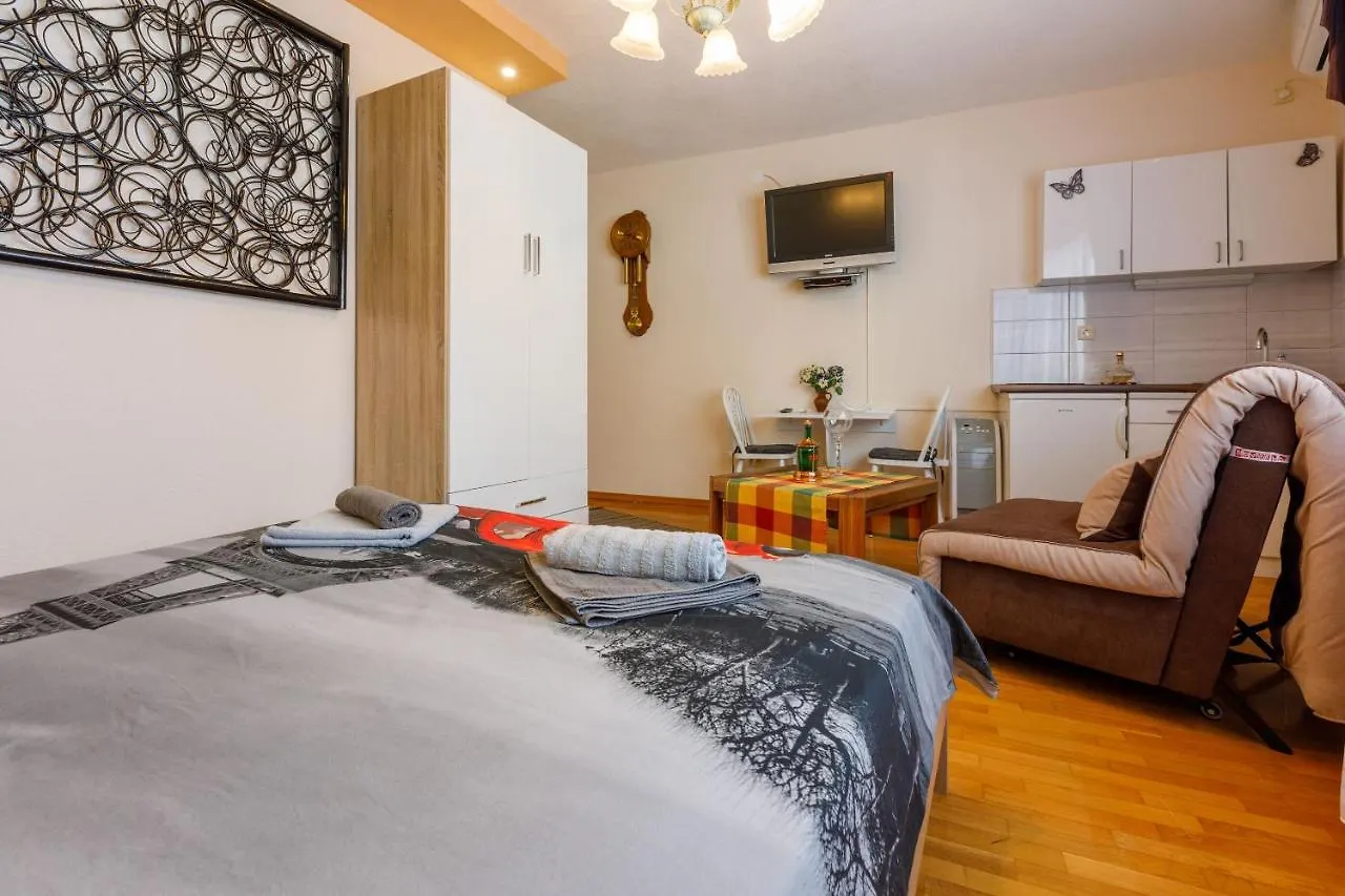 Apartments And Room Art Crikvenica