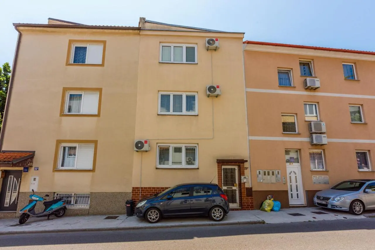 Apartments And Room Art Crikvenica