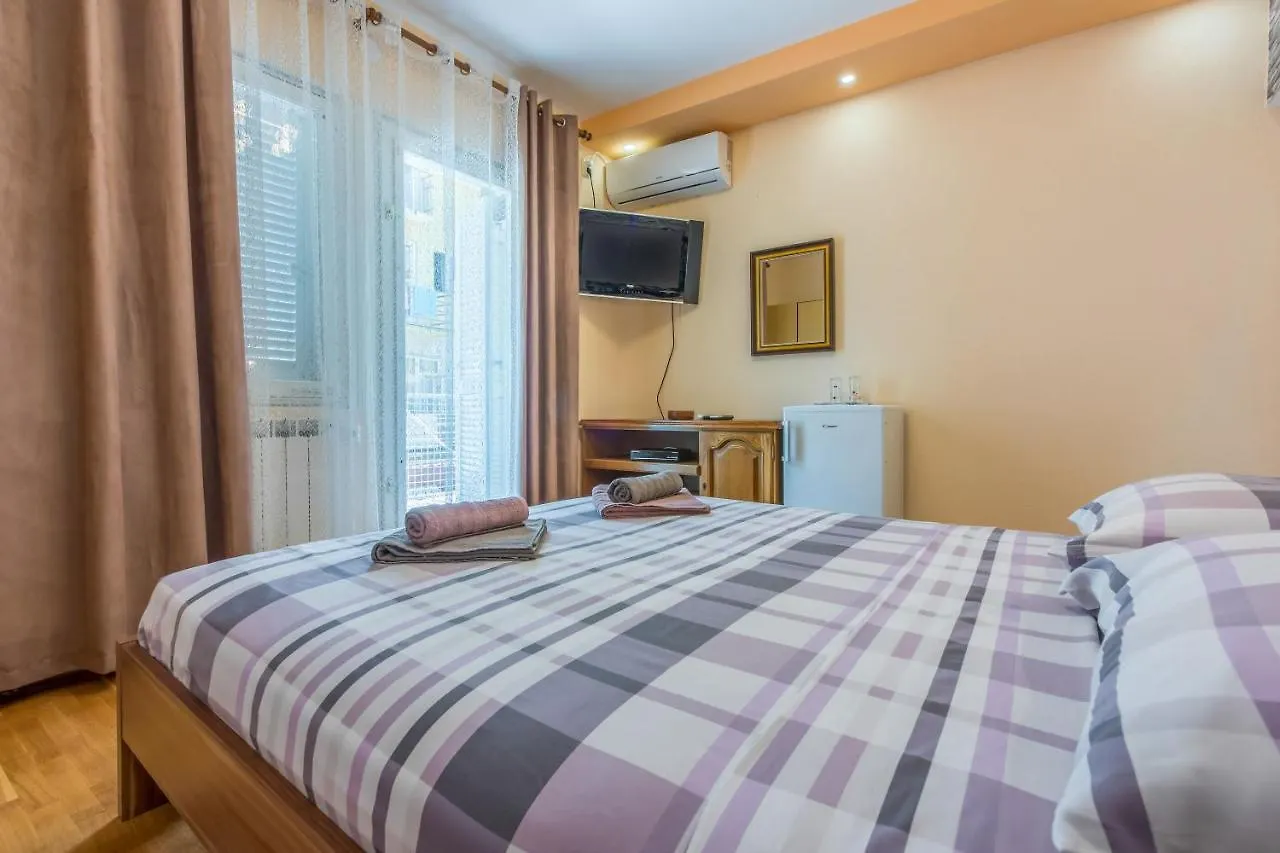 Apartments And Room Art Crikvenica