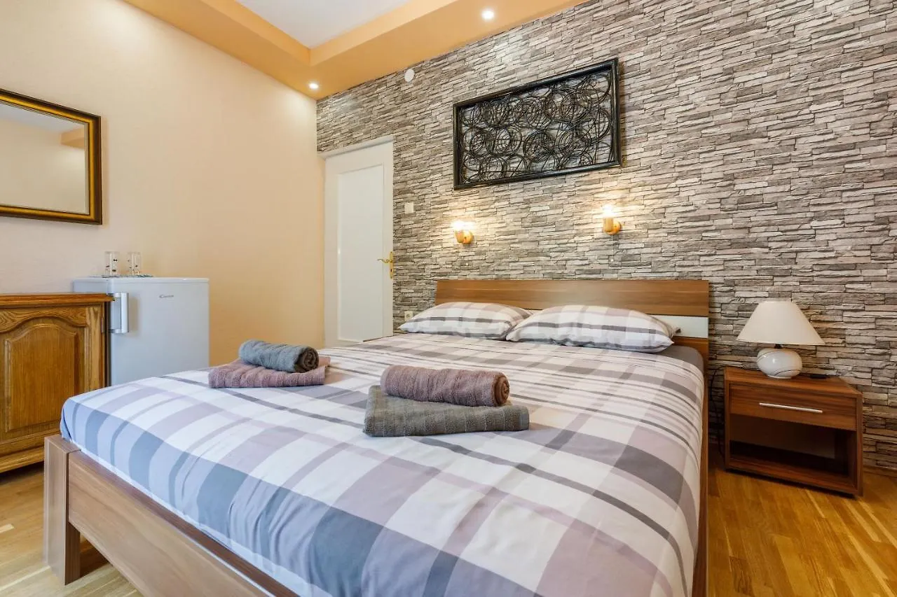 Apartments And Room Art Crikvenica