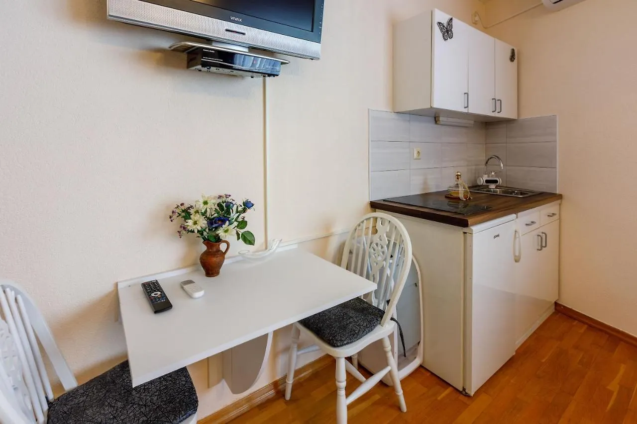 Apartments And Room Art Crikvenica 0*,