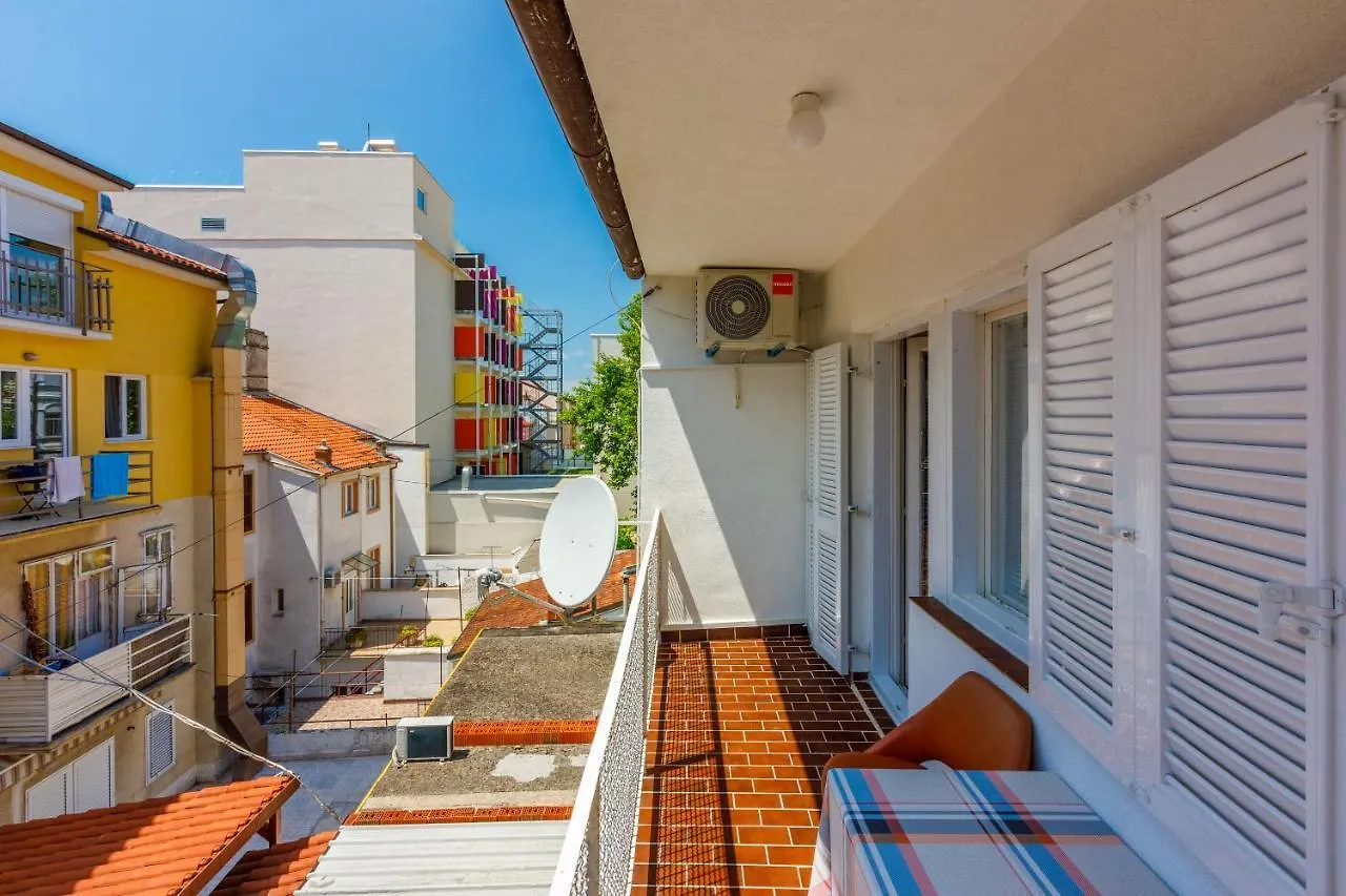 Apartments And Room Art Crikvenica Croatia
