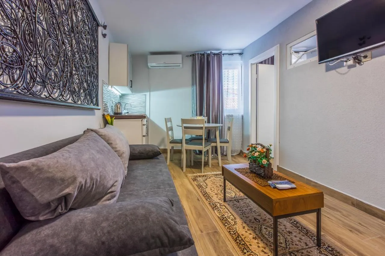 Apartments And Room Art Crikvenica