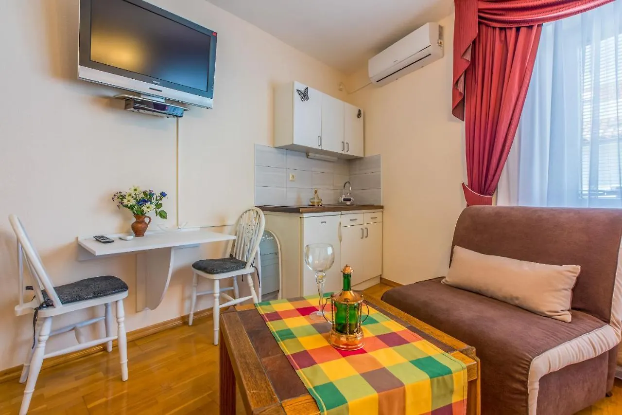 Apartments And Room Art Crikvenica