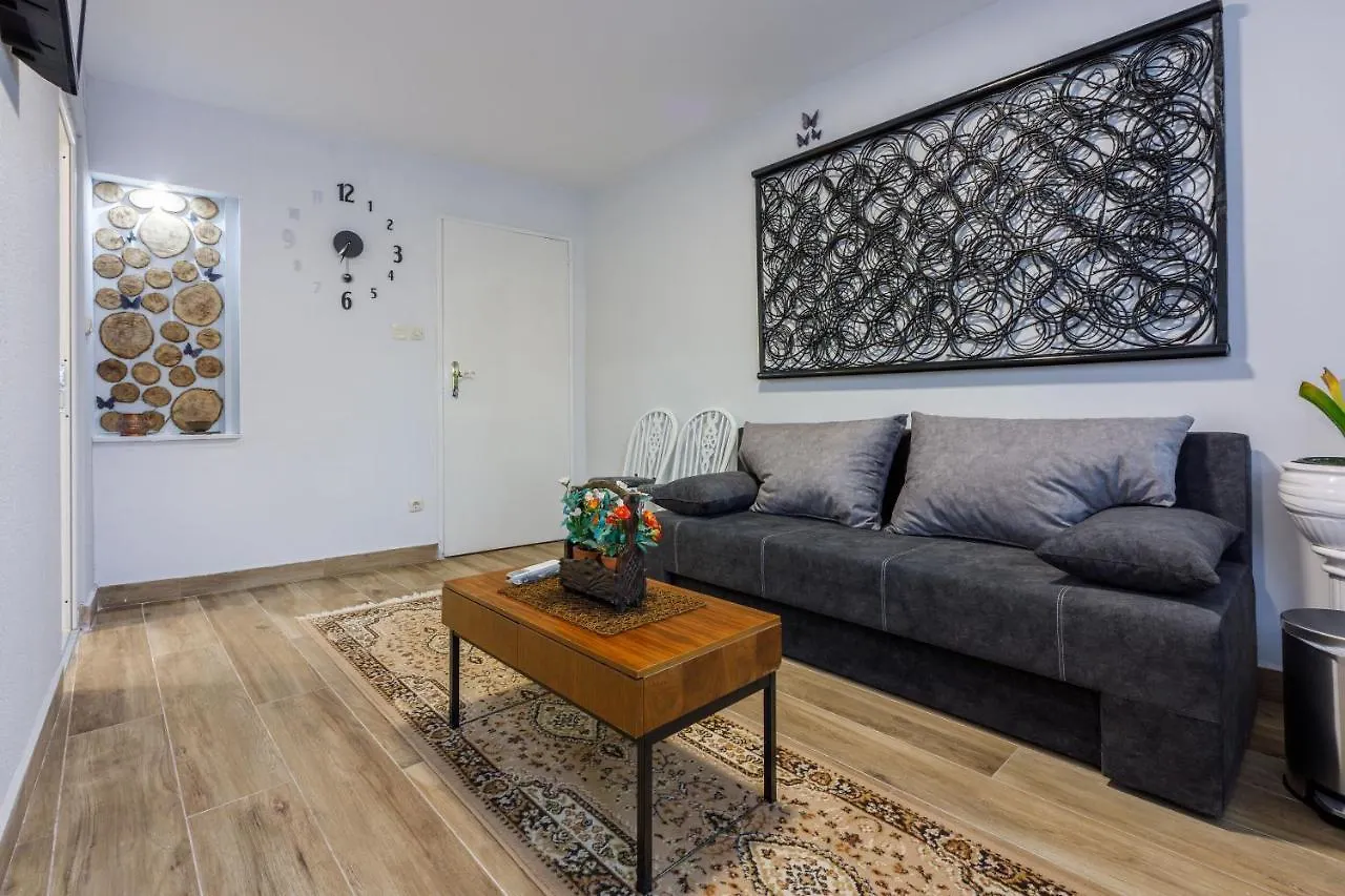 Apartments And Room Art Crikvenica